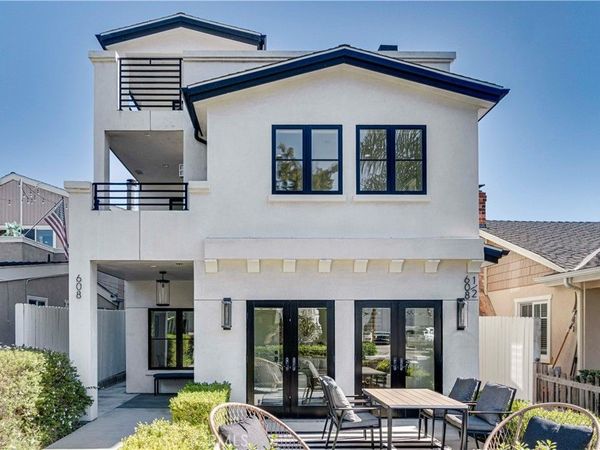 608 Heliotrope, Corona Del Mar, CA 92625