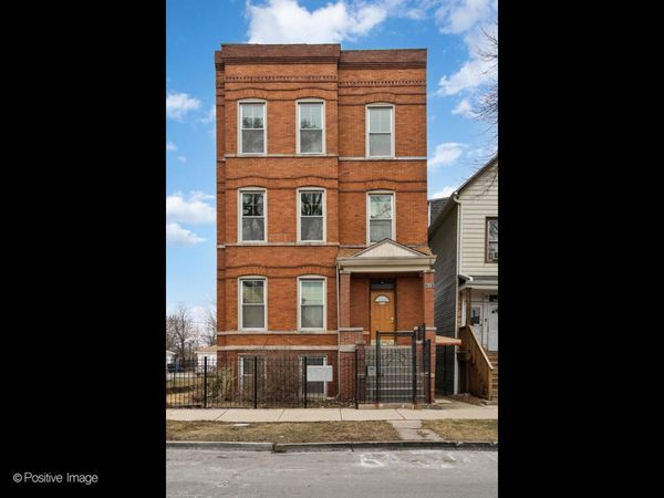 1720 N Tripp Avenue , Chicago, IL 60639