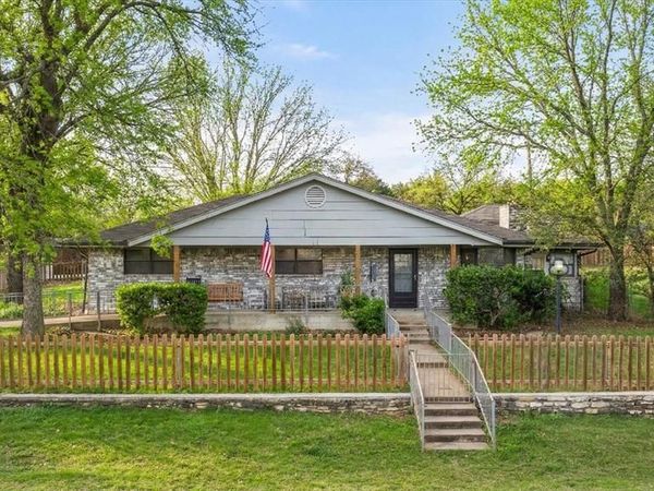 2708 Cedarhill Street, Granbury, TX 76048