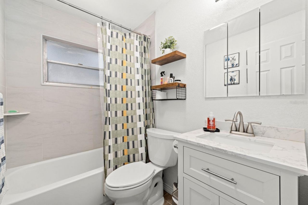 842 90th Avenue N, Saint Petersburg, FL 33702 Photo