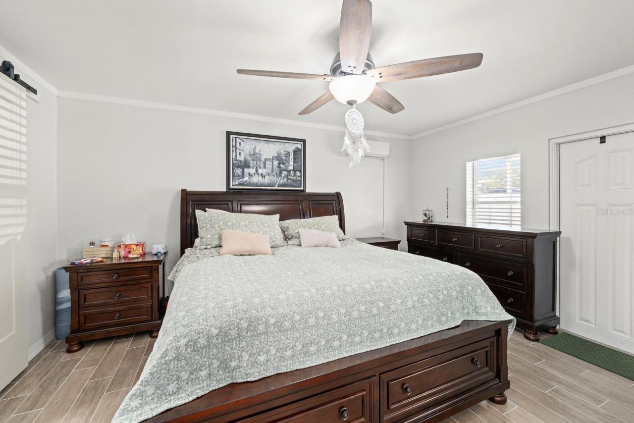 842 90th Avenue N, Saint Petersburg, FL 33702 Photo