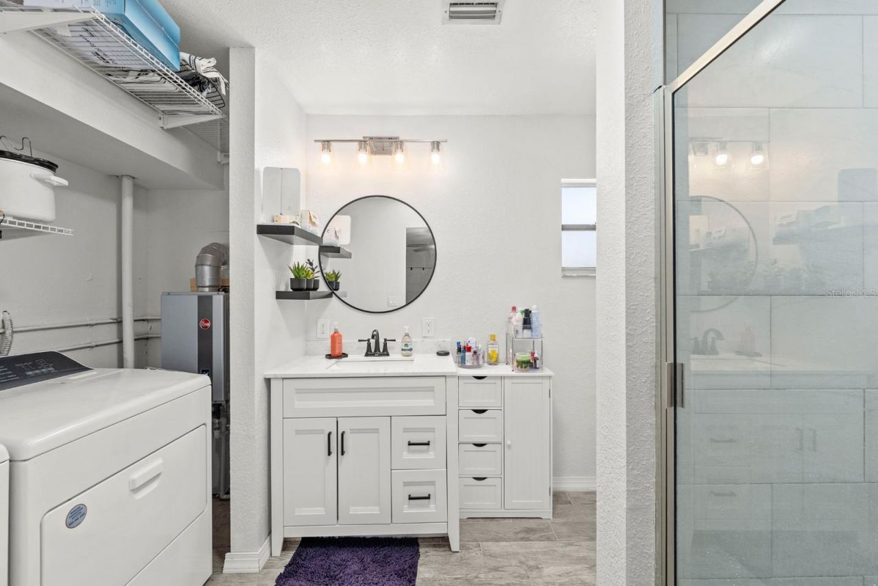 842 90th Avenue N, Saint Petersburg, FL 33702 Photo