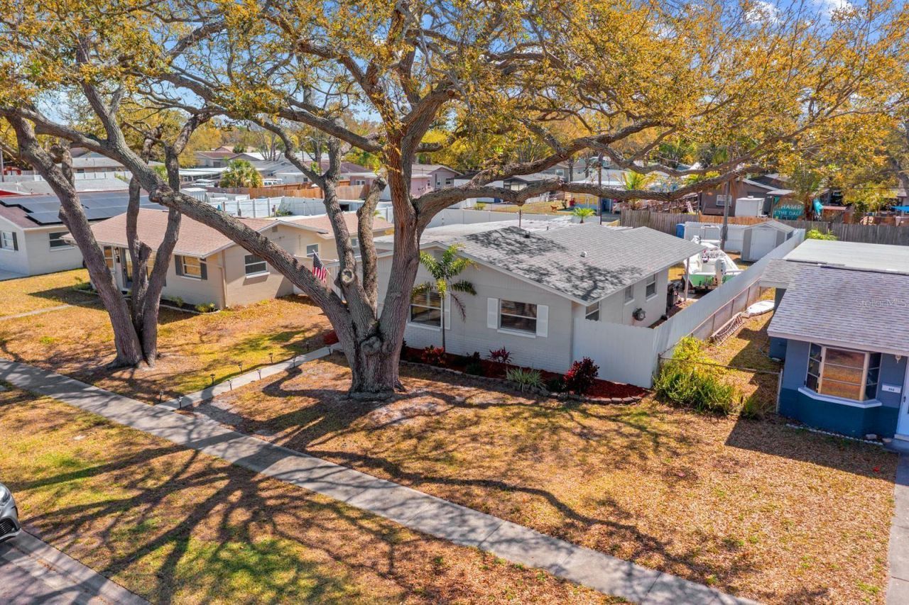 842 90th Avenue N, Saint Petersburg, FL 33702 Photo