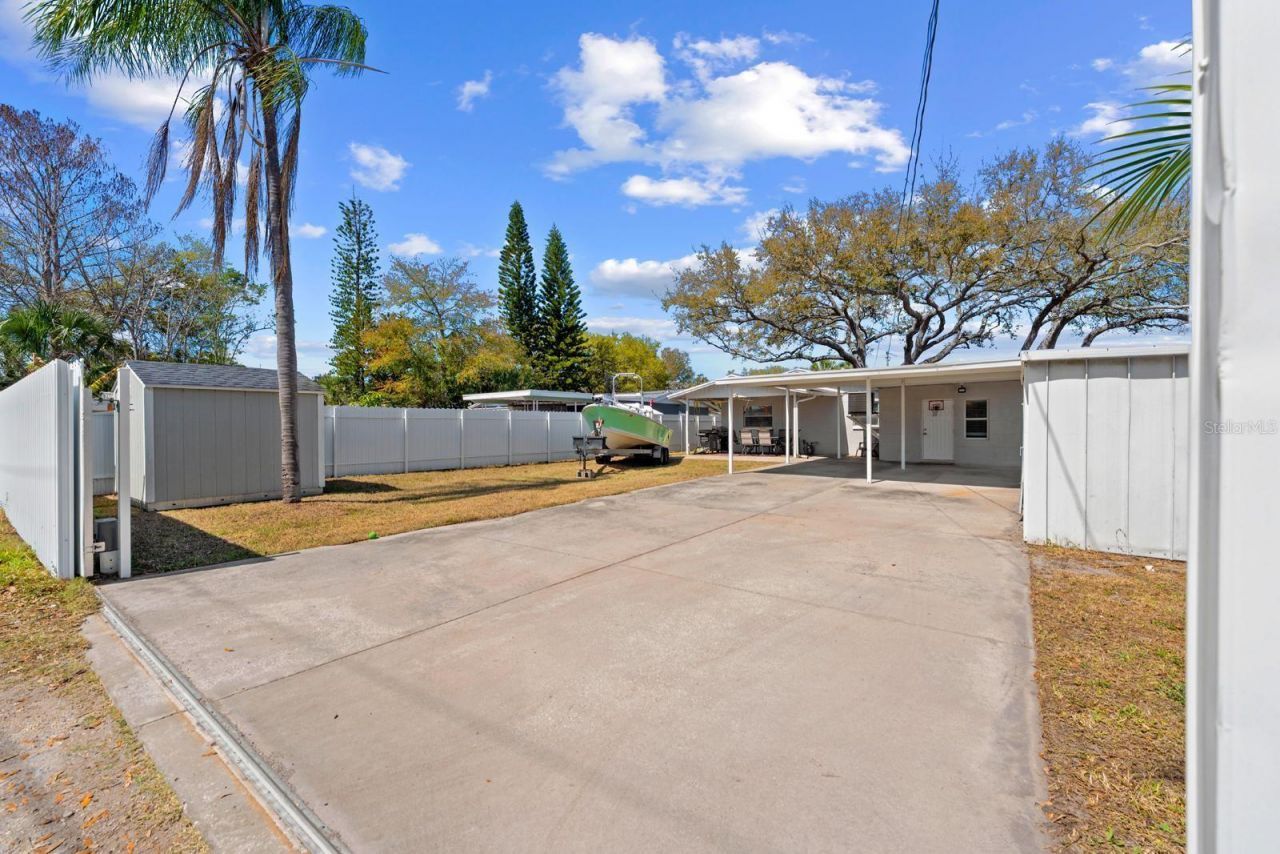 842 90th Avenue N, Saint Petersburg, FL 33702 Photo