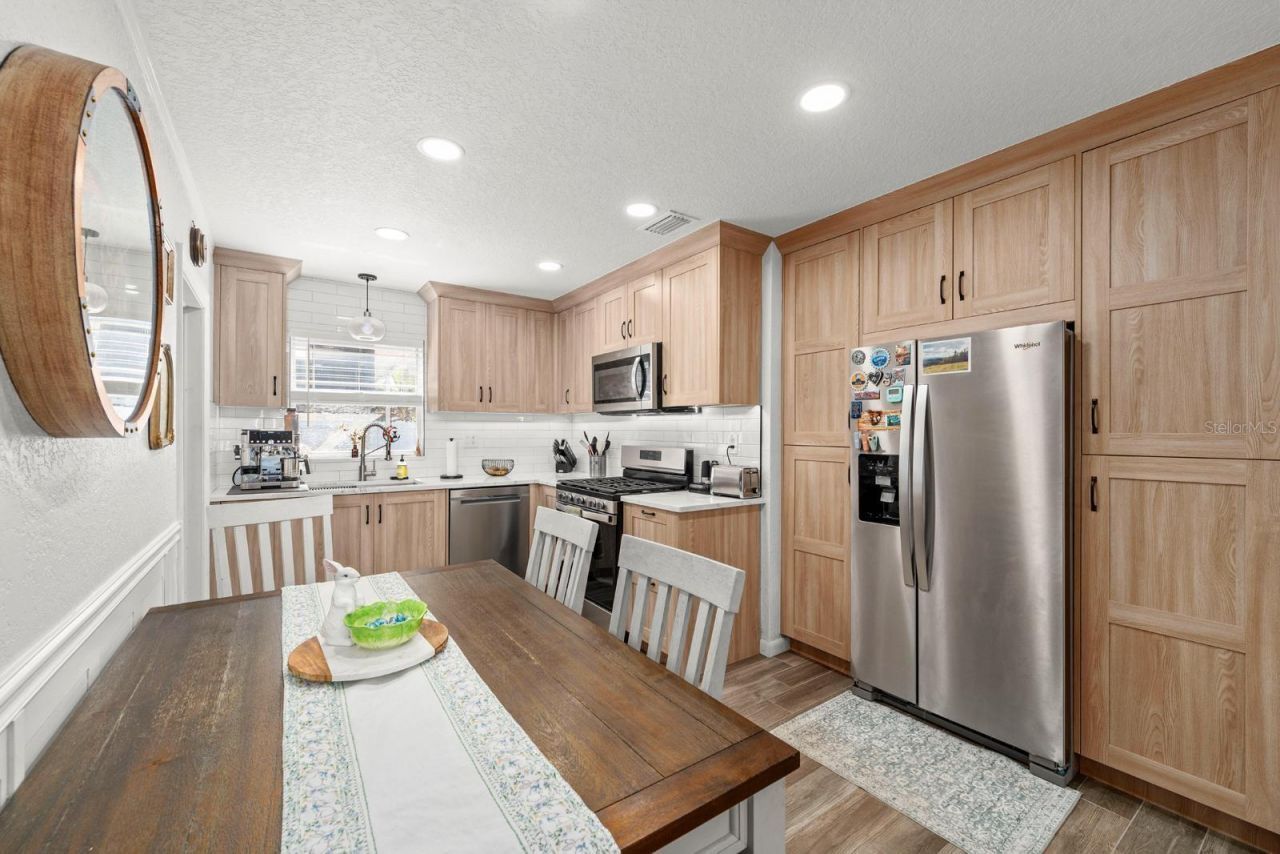 842 90th Avenue N, Saint Petersburg, FL 33702 Photo