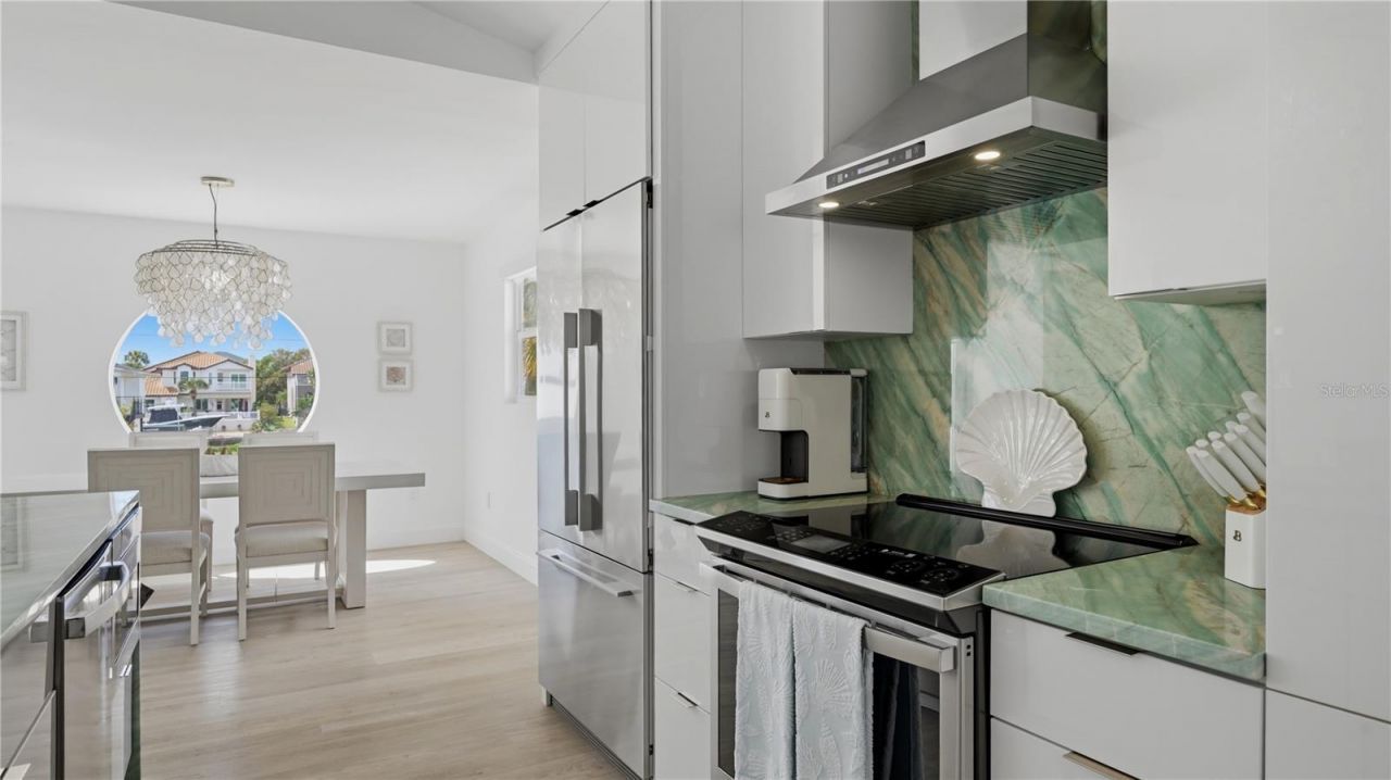 4939 Commonwealth Drive, Sarasota, FL 34242 Photo