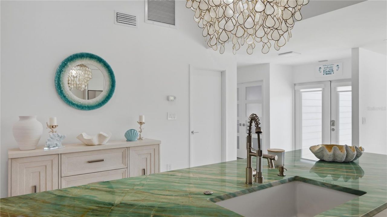 4939 Commonwealth Drive, Sarasota, FL 34242 Photo