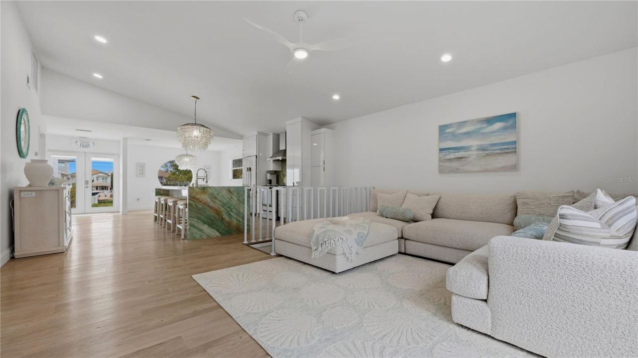 4939 Commonwealth Drive, Sarasota, FL 34242 Photo