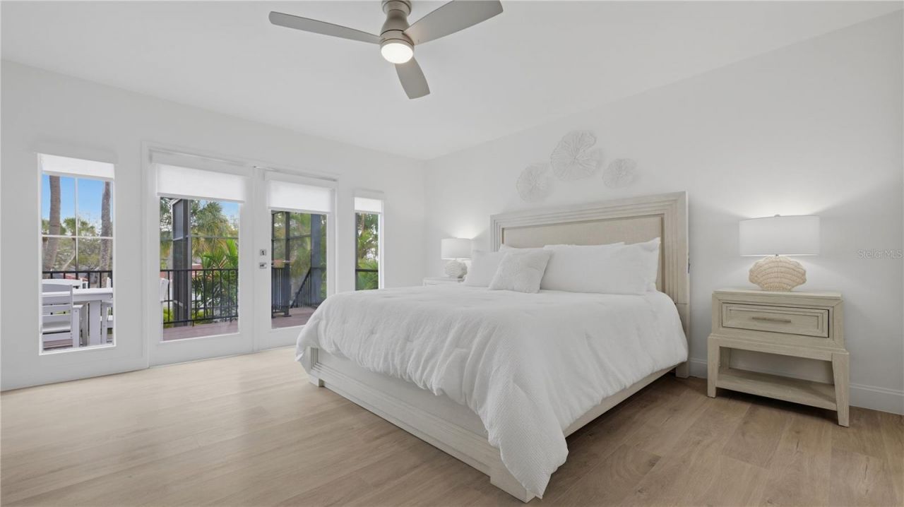 4939 Commonwealth Drive, Sarasota, FL 34242 Photo