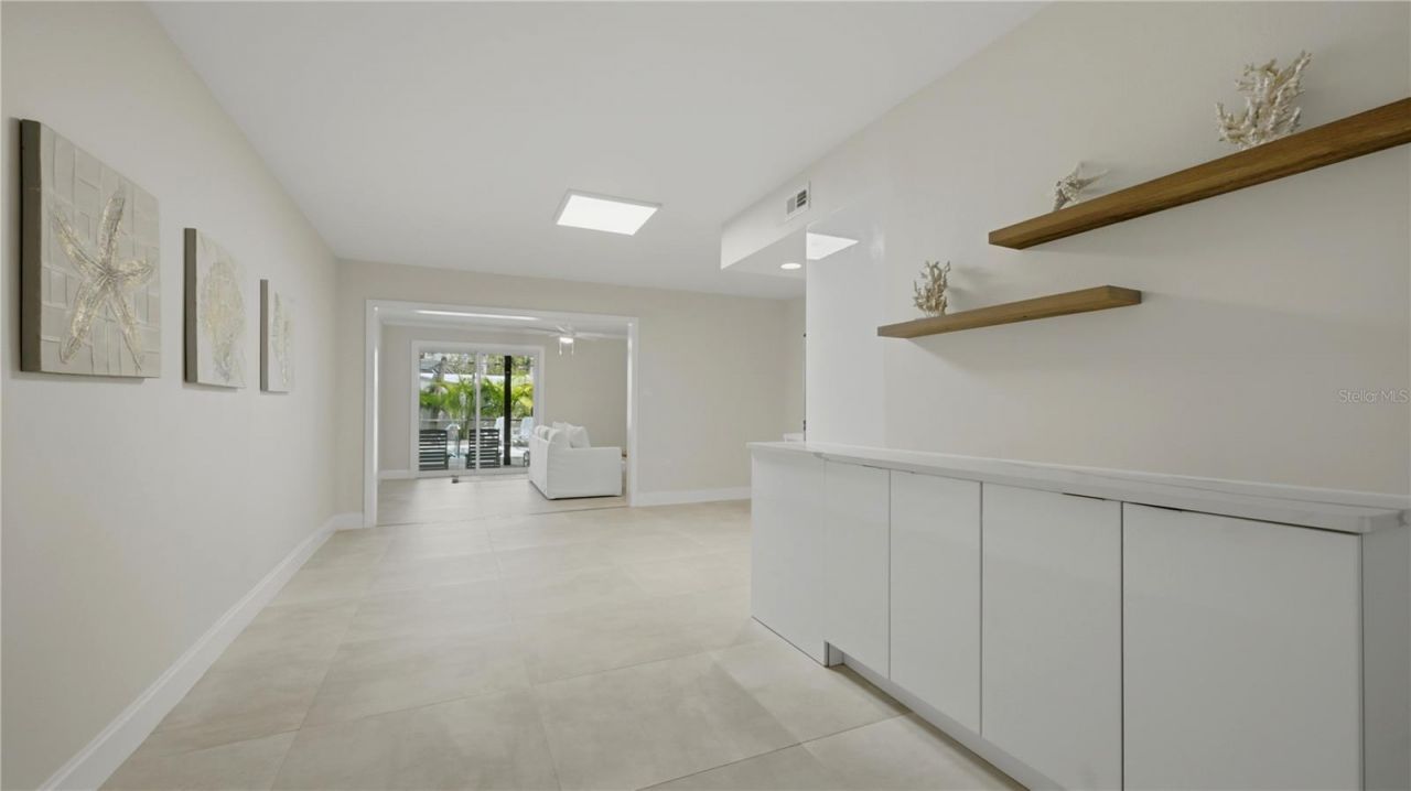 4939 Commonwealth Drive, Sarasota, FL 34242 Photo