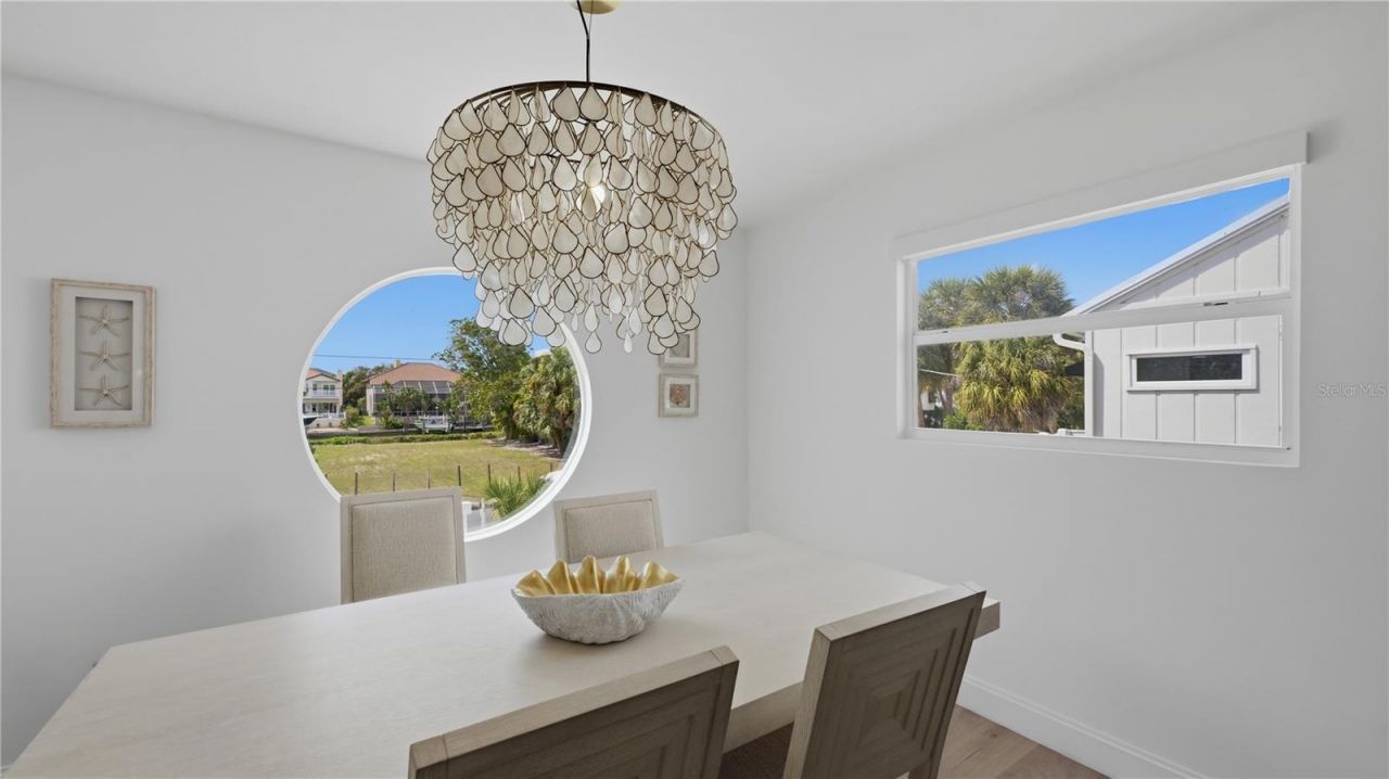 4939 Commonwealth Drive, Sarasota, FL 34242 Photo