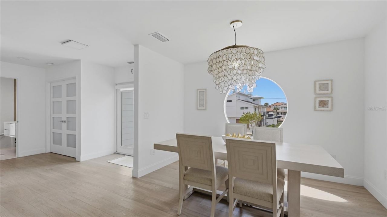 4939 Commonwealth Drive, Sarasota, FL 34242 Photo