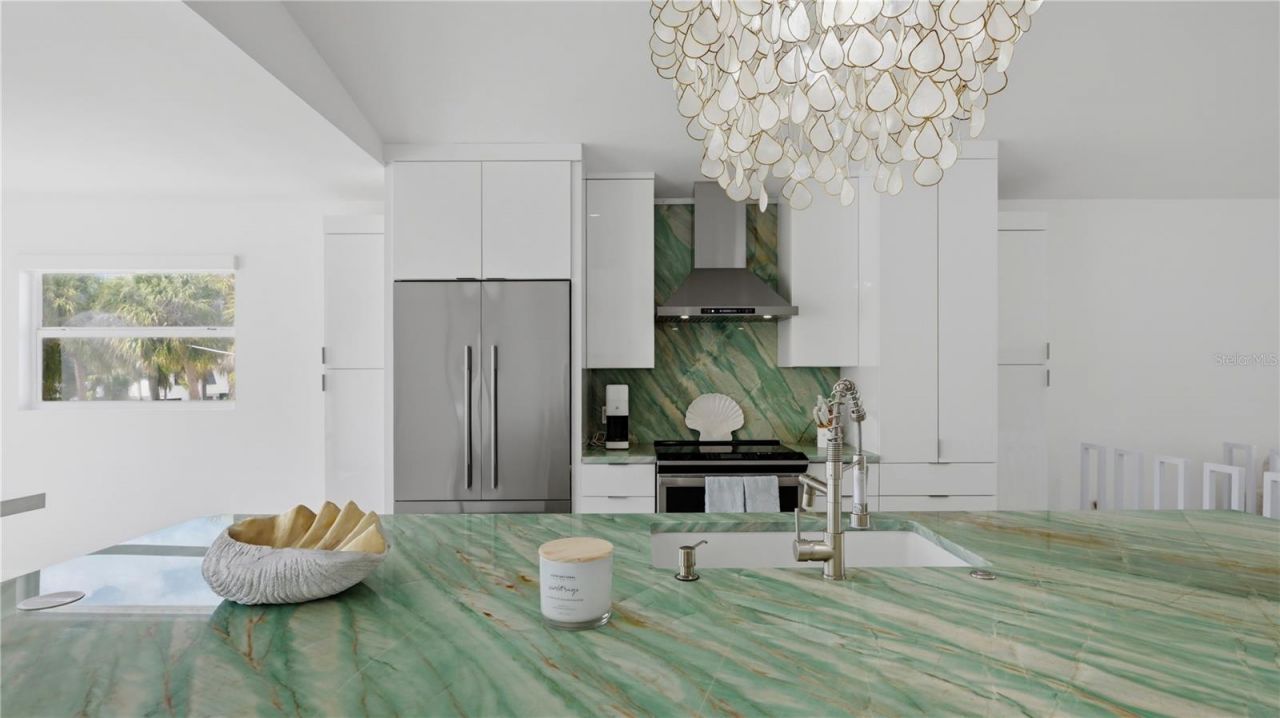 4939 Commonwealth Drive, Sarasota, FL 34242 Photo