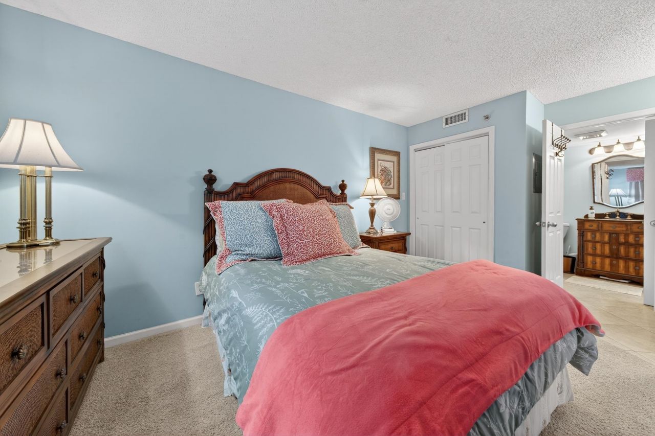 5523 North Ocean Blvd.  Photo 16