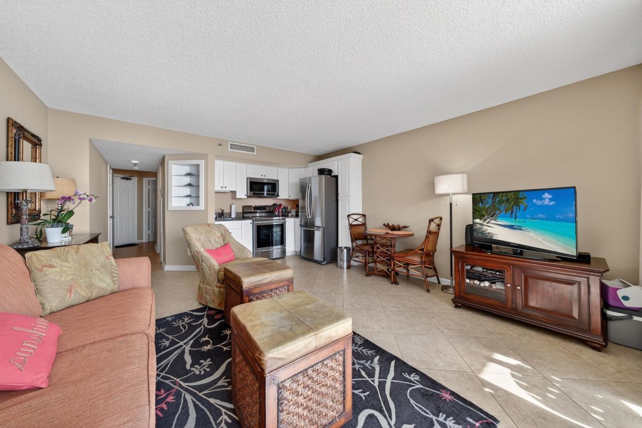 5523 North Ocean Blvd.  Photo 7