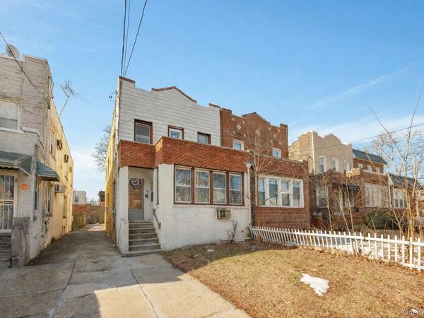 2335 Yates Avenue , Bronx, NY 10469