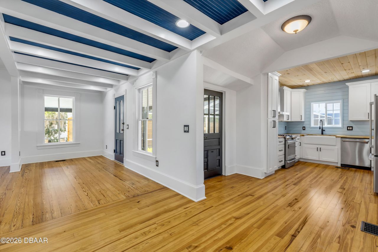 532 Faulkner Street, New Smyrna Beach, FL 32168 Photo