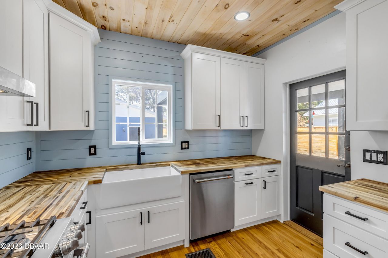 532 Faulkner Street, New Smyrna Beach, FL 32168 Photo