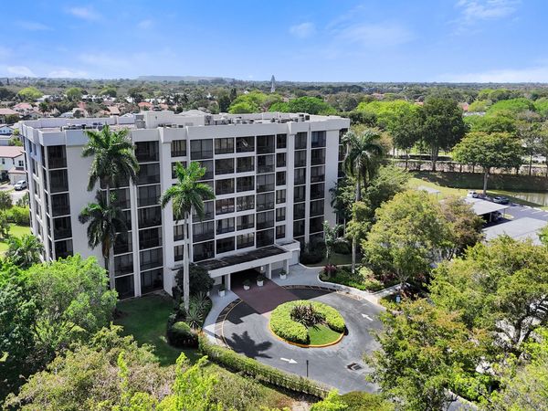 5951 Wellesley Park Drive, Unit 206, Boca Raton, FL 33433