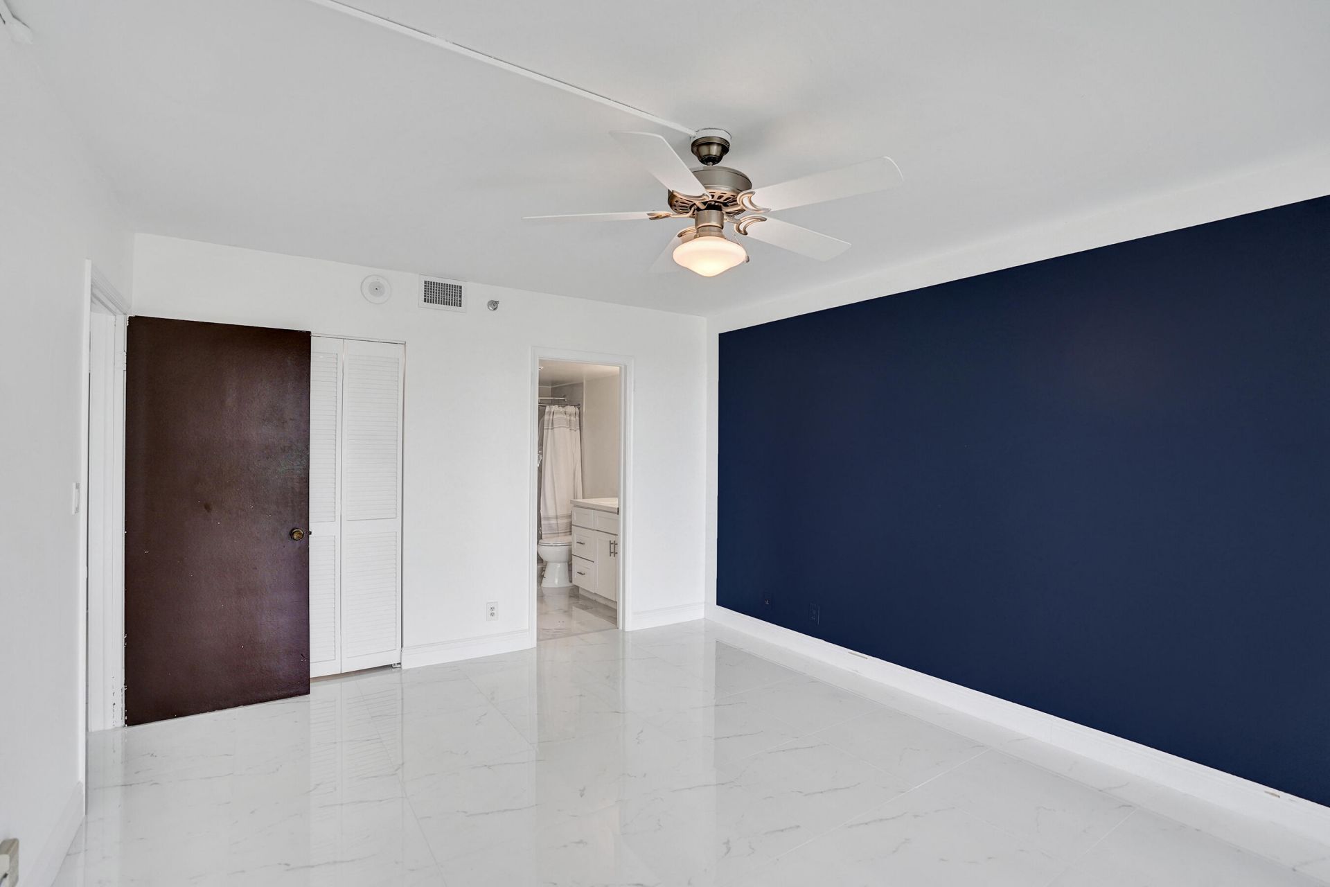 5951 Wellesley Park Drive, Unit 206, Boca Raton, FL 33433 Photo