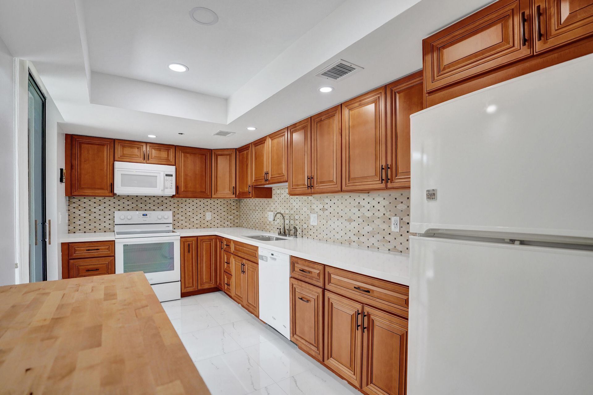 5951 Wellesley Park Drive, Unit 206, Boca Raton, FL 33433 Photo