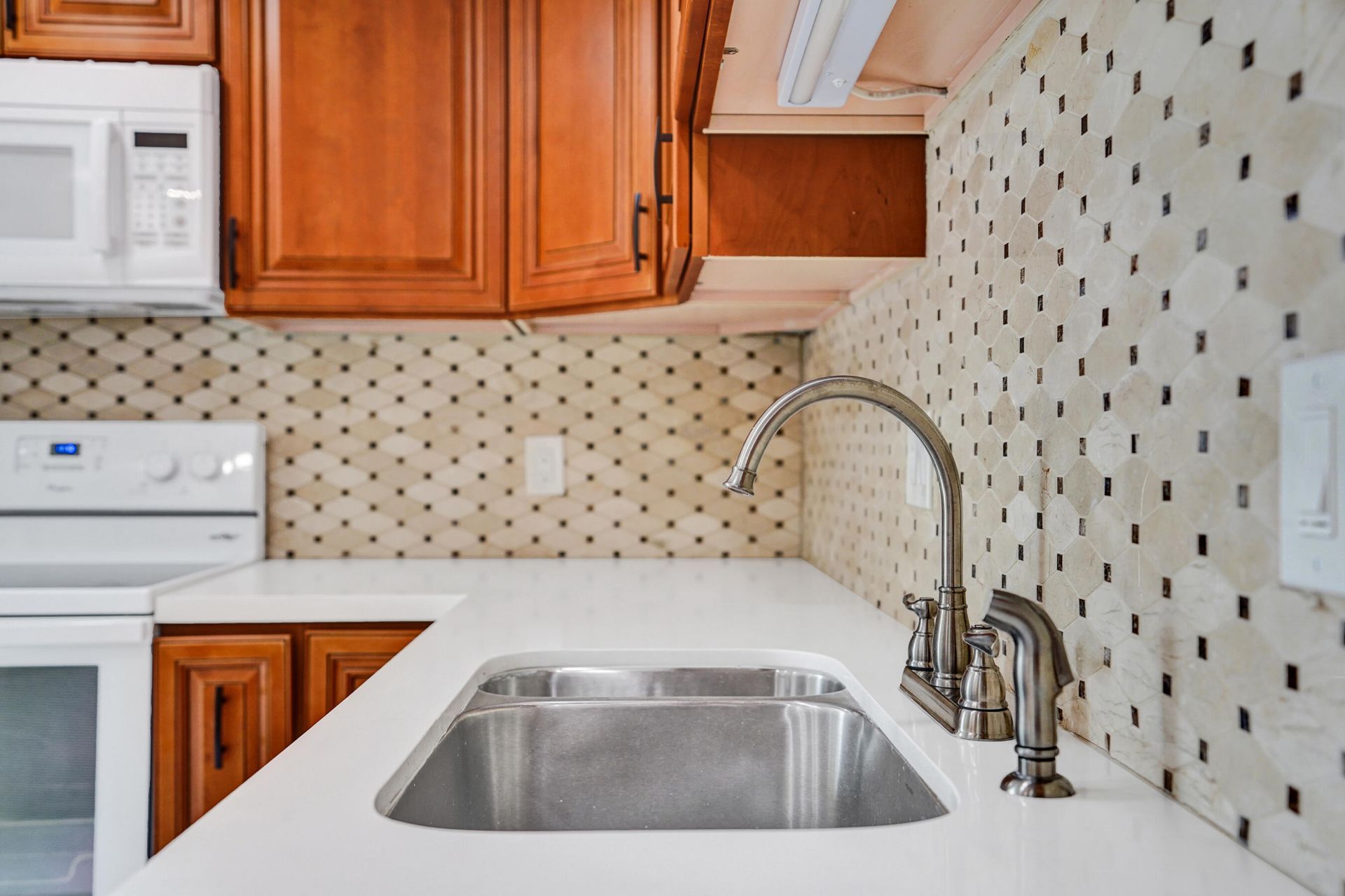 5951 Wellesley Park Drive, Unit 206, Boca Raton, FL 33433 Photo