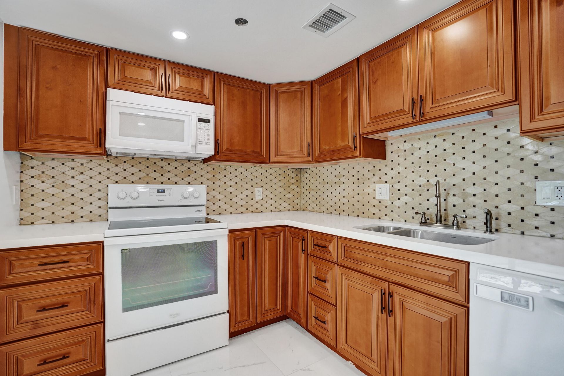 5951 Wellesley Park Drive, Unit 206, Boca Raton, FL 33433 Photo