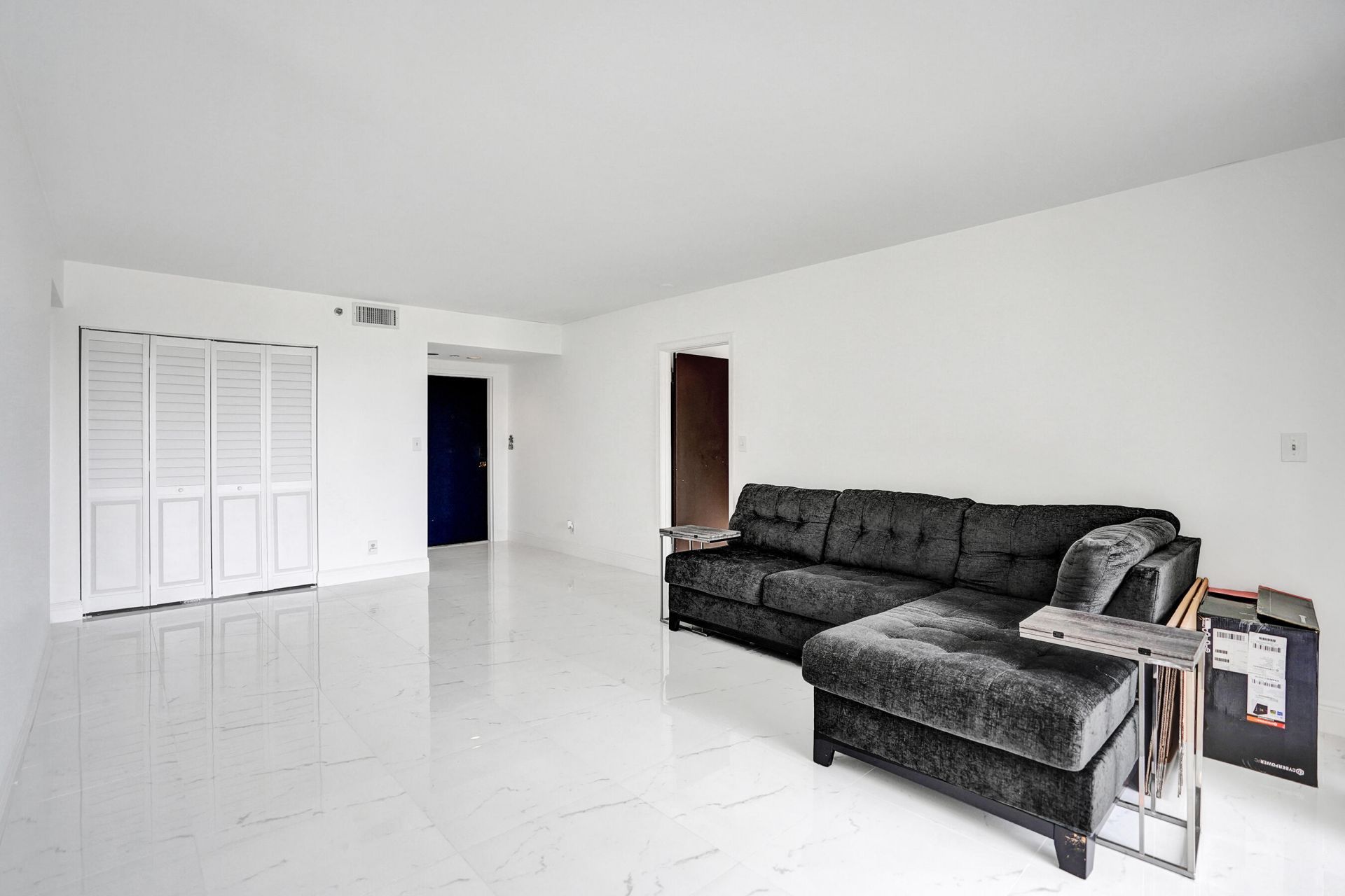 5951 Wellesley Park Drive, Unit 206, Boca Raton, FL 33433 Photo