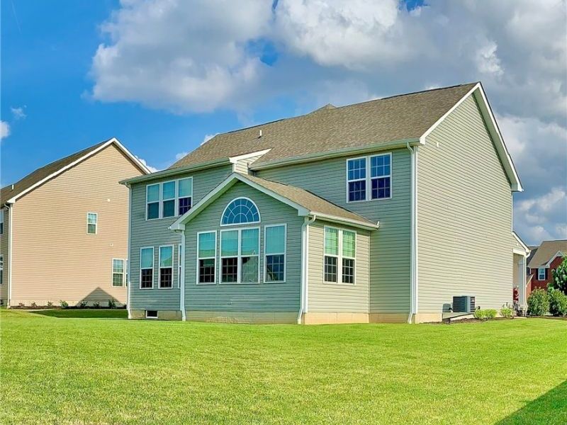 3125 PORTSMOUTH Drive, Brunswick, OH 44212 Photo 2