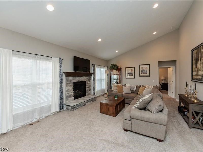 2488 Carlene Avenue SW, Massillon, OH 44647 Photo 5