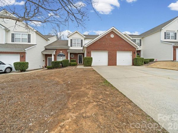 12429 Stratfield Place Circle, Pineville, NC 28134