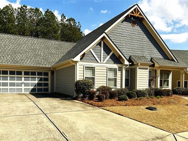 3 Mary Lane NE, White, GA 30184