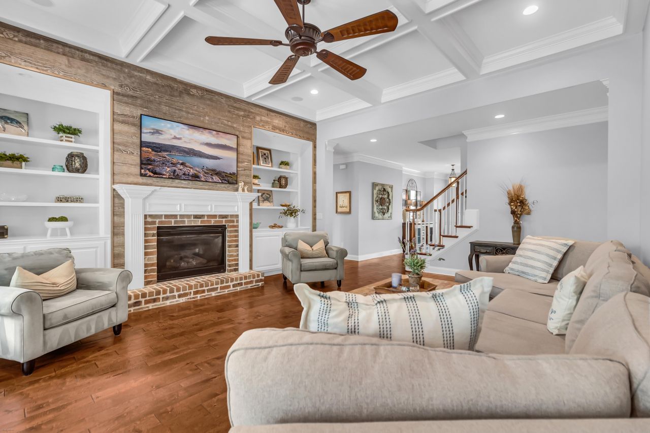 2065 Willbrook Lane Photo 13