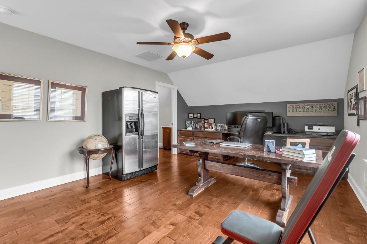 2065 Willbrook Lane Photo 57