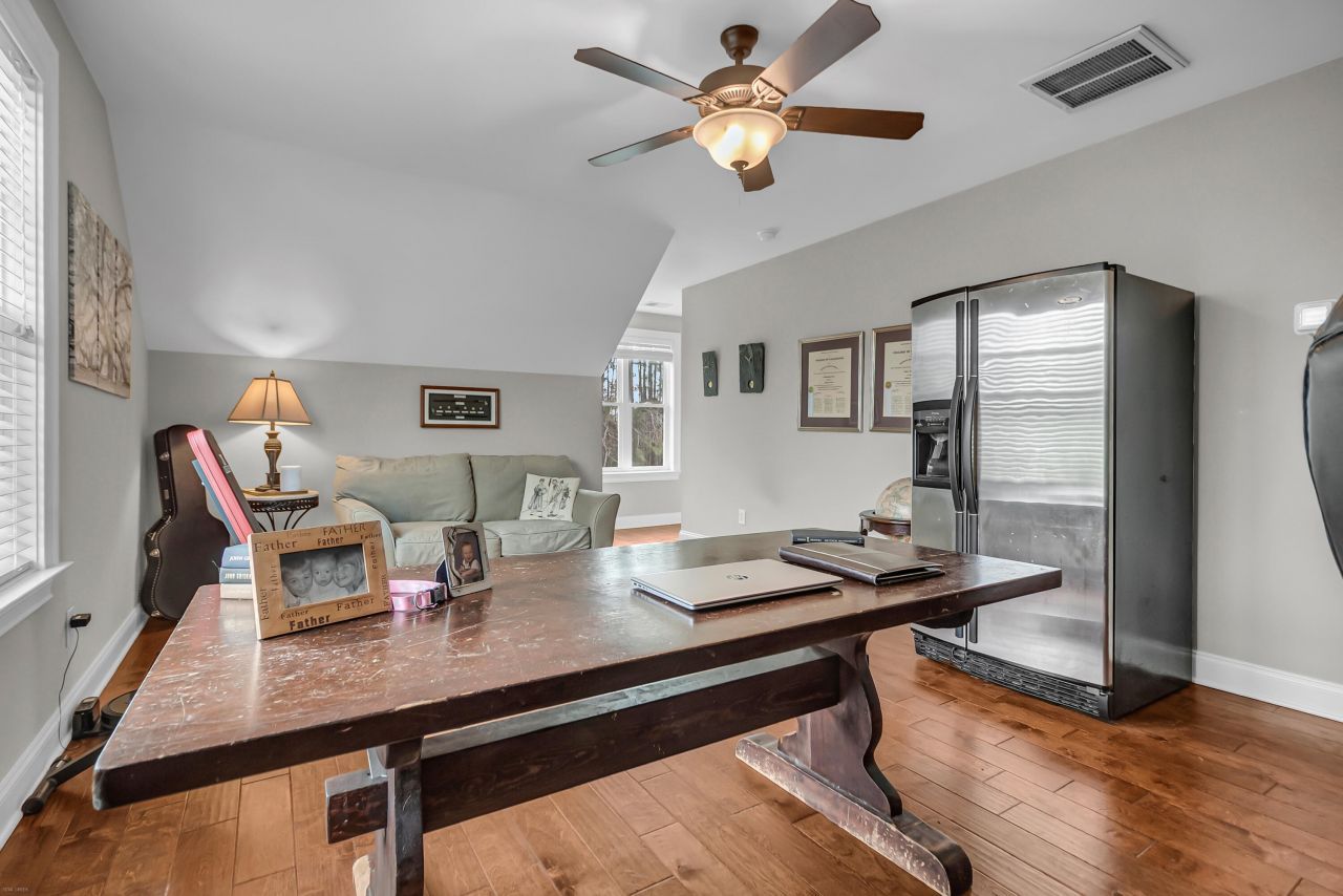 2065 Willbrook Lane Photo 59