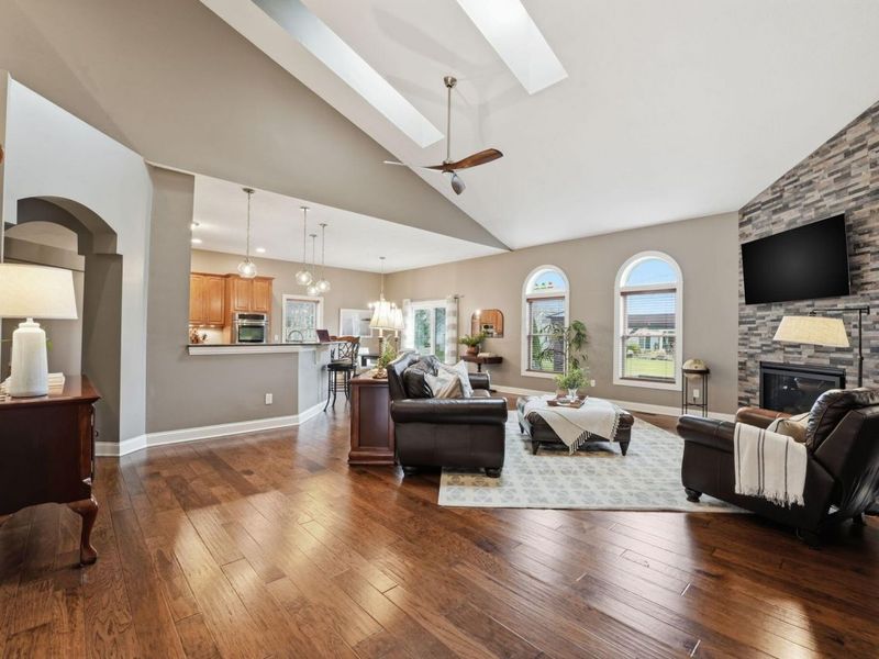 8574 Trail Lake Drive, Powell, OH 43065 Photo 10