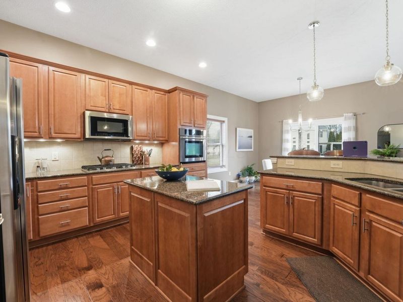 8574 Trail Lake Drive, Powell, OH 43065 Photo 3