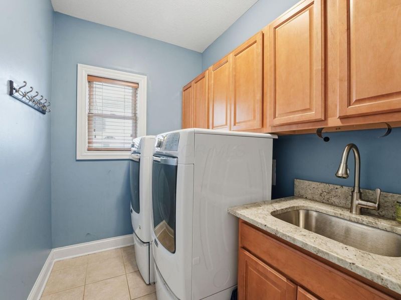 8574 Trail Lake Drive, Powell, OH 43065 Photo 33