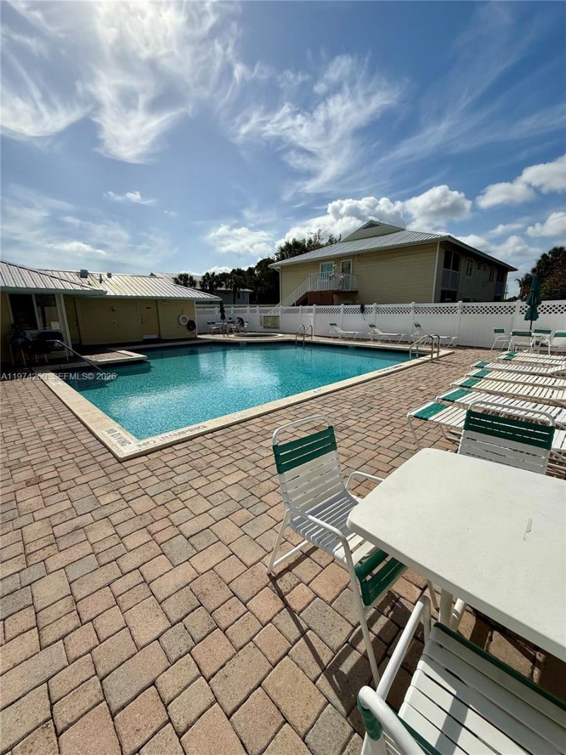 150 SE Village Dr, Unit 150, Port Saint Lucie, FL 34952 Photo