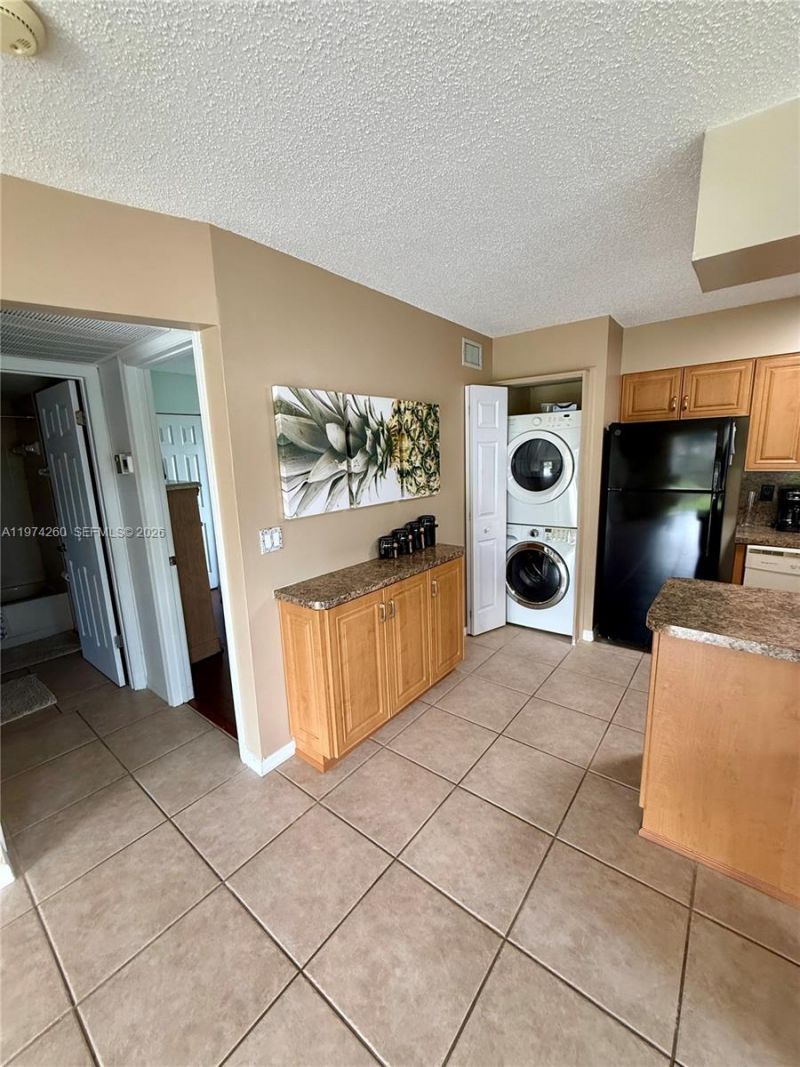 150 SE Village Dr, Unit 150, Port Saint Lucie, FL 34952 Photo