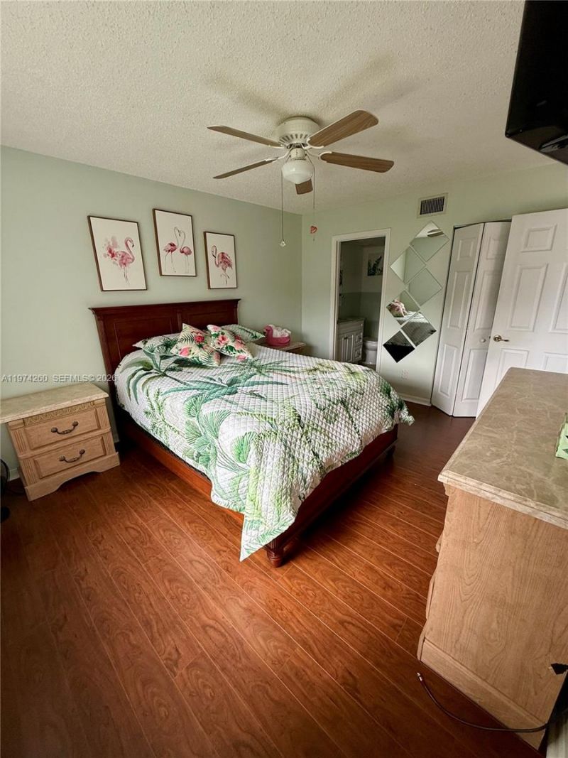 150 SE Village Dr, Unit 150, Port Saint Lucie, FL 34952 Photo