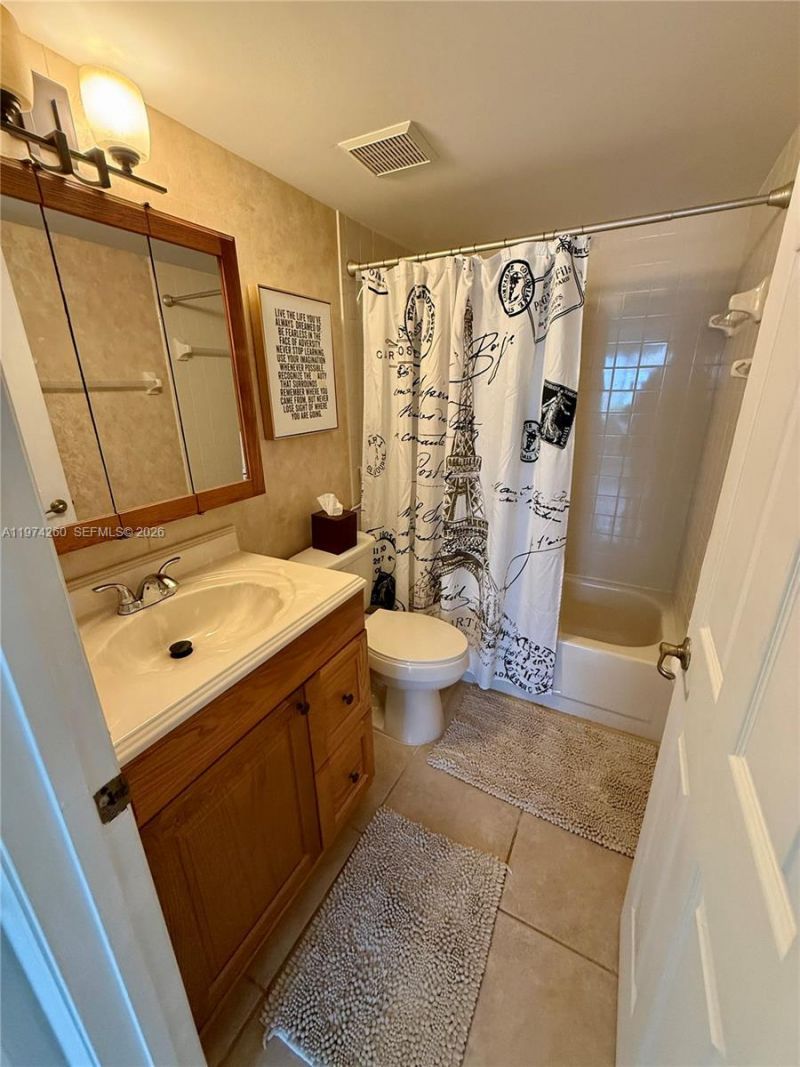 150 SE Village Dr, Unit 150, Port Saint Lucie, FL 34952 Photo