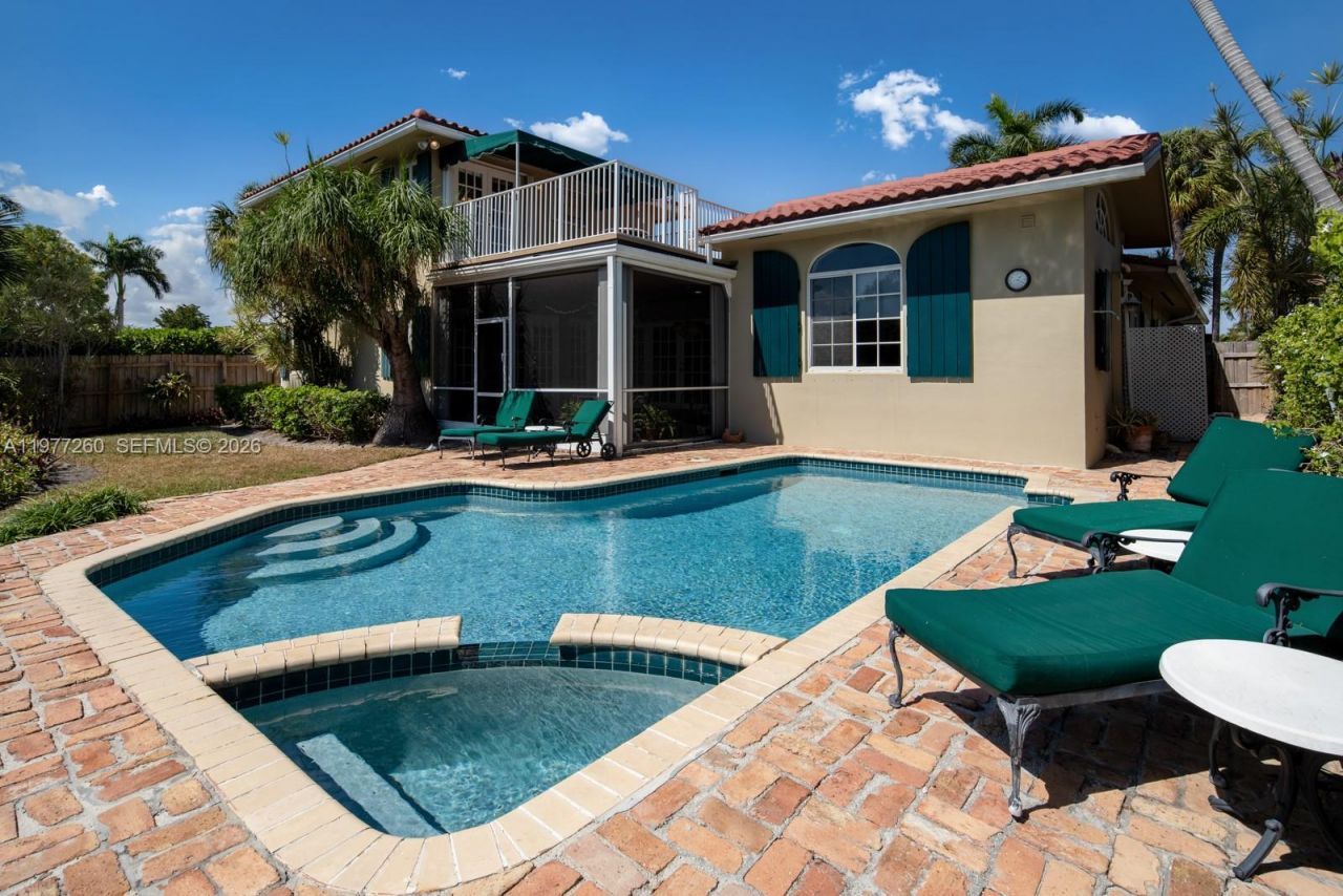 2046 NE 15th St, Fort Lauderdale, FL 33304 Photo