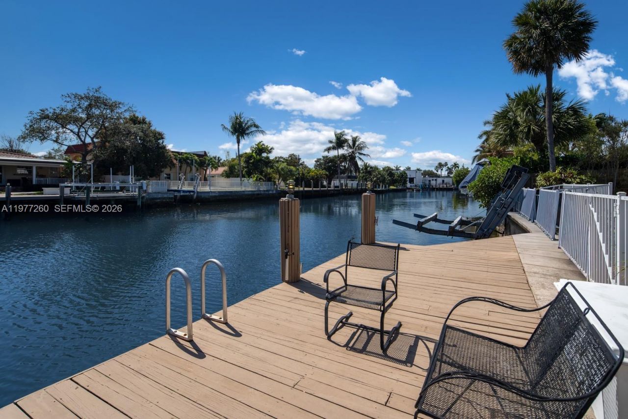 2046 NE 15th St, Fort Lauderdale, FL 33304 Photo