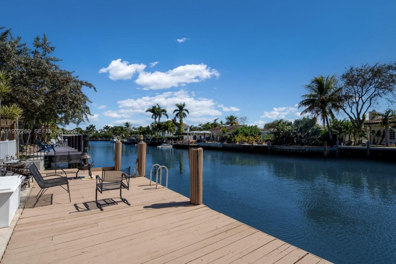 2046 NE 15th St, Fort Lauderdale, FL 33304 Photo