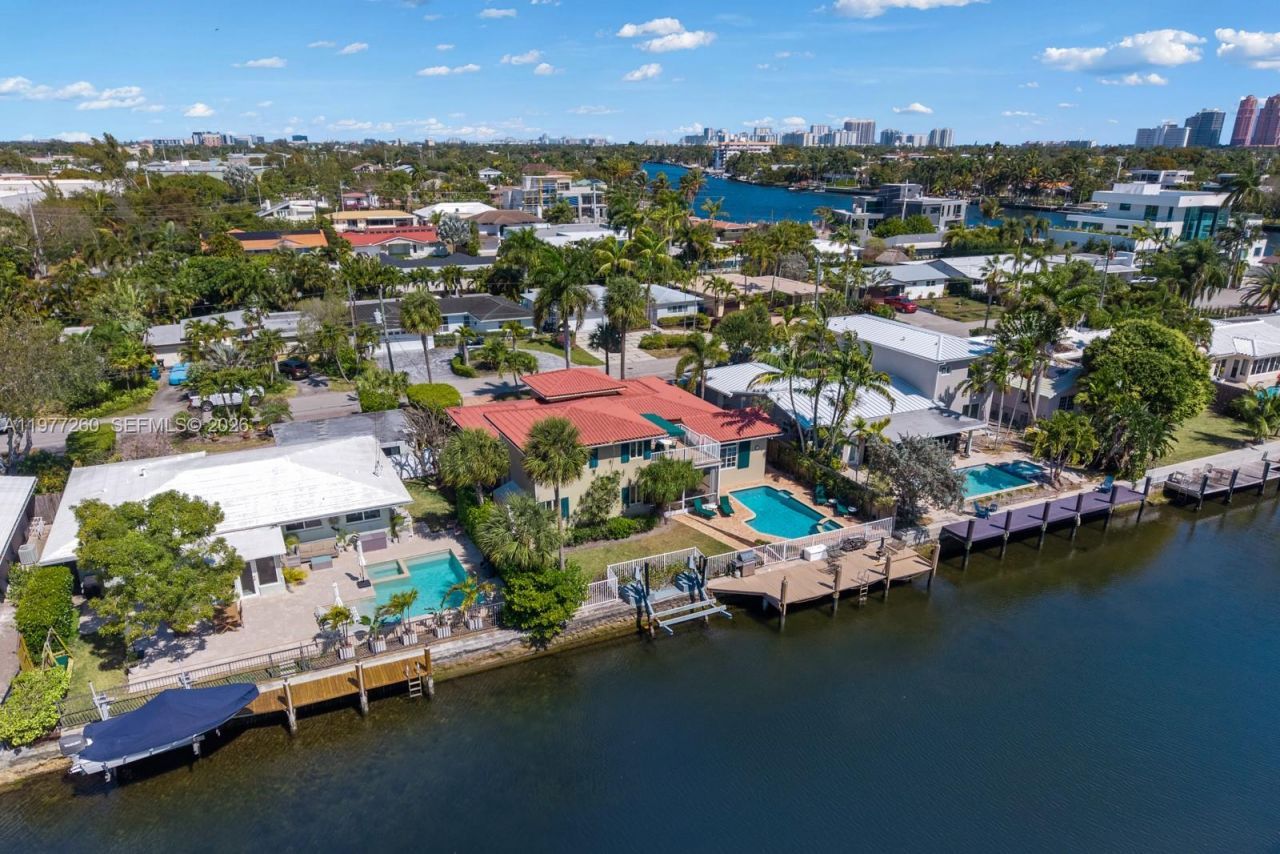 2046 NE 15th St, Fort Lauderdale, FL 33304 Photo