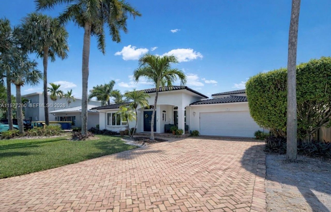 2046 NE 15th St, Fort Lauderdale, FL 33304 Photo