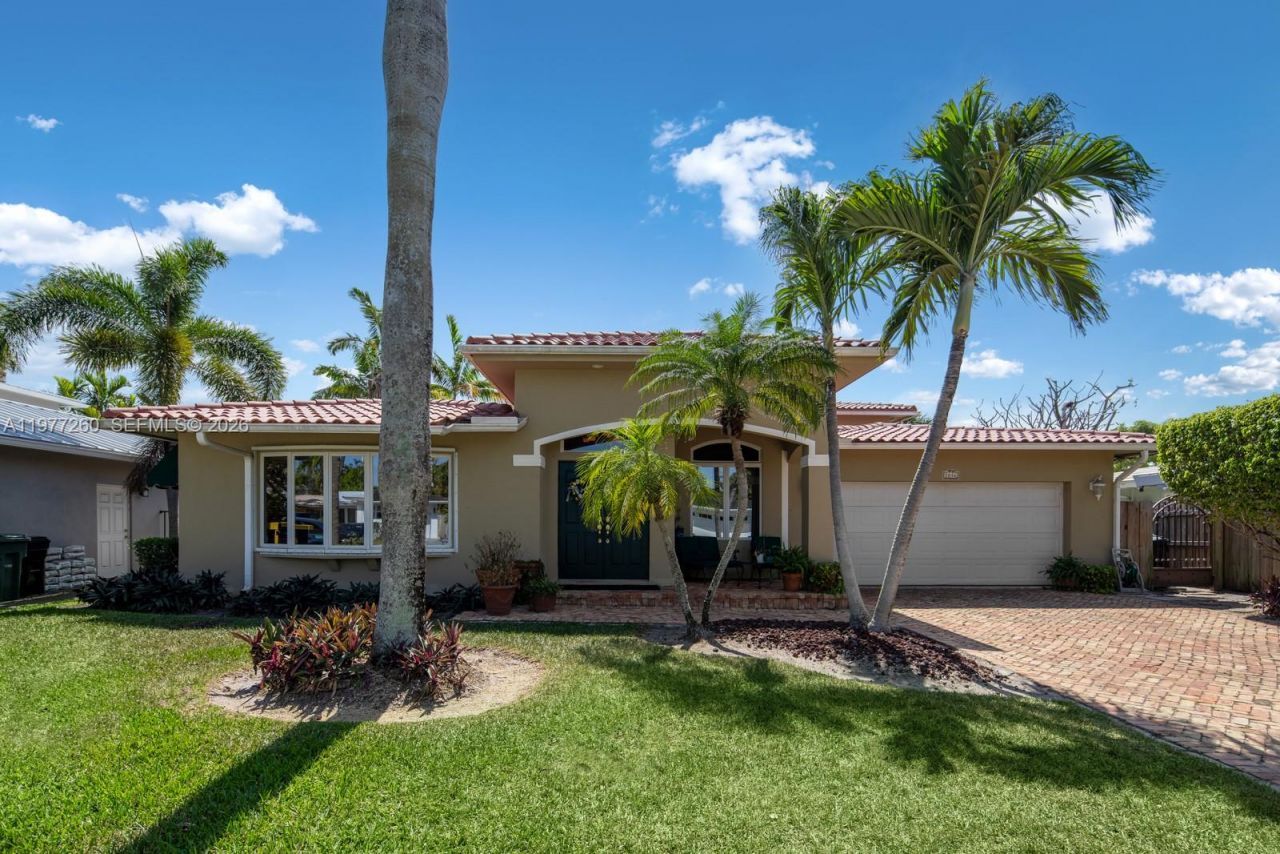 2046 NE 15th St, Fort Lauderdale, FL 33304 Photo
