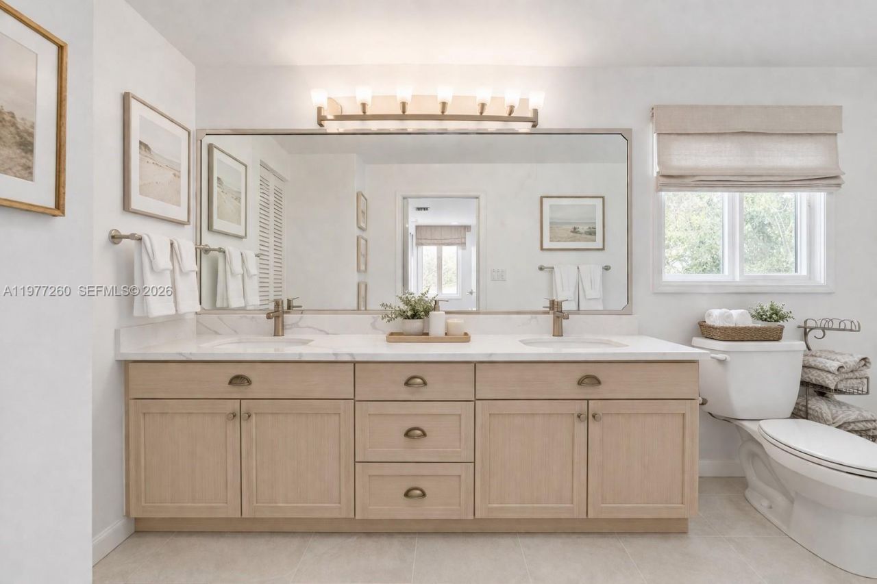 2046 NE 15th St, Fort Lauderdale, FL 33304 Photo