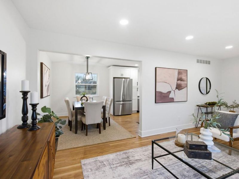 1676 Laval Drive, Anderson Twp, OH 45255 Photo 10